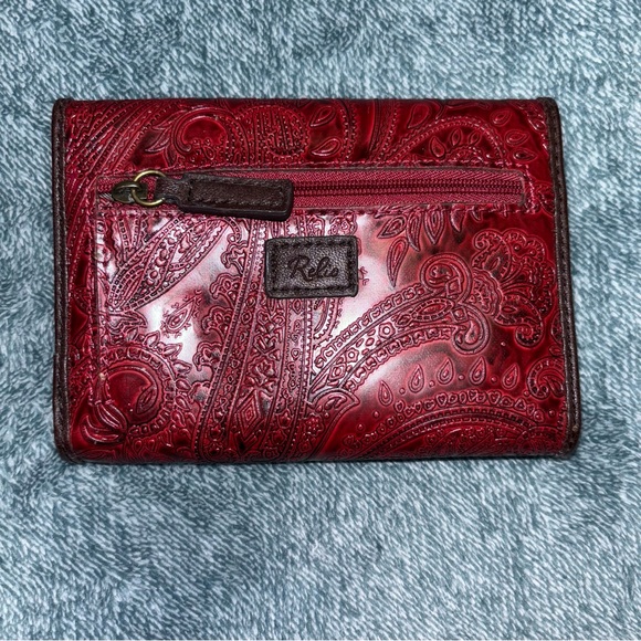 Relic Paisley Embossed Red Leather Tri-Fold Wallet - Picture 2 of 6
